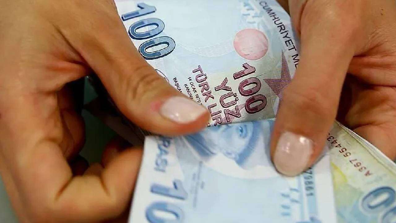 AK Parti düğmeye bastı, düzenlemeyi Meclis'e sundu! En düşük emekli aylığına yapılacak zam belli oldu 8